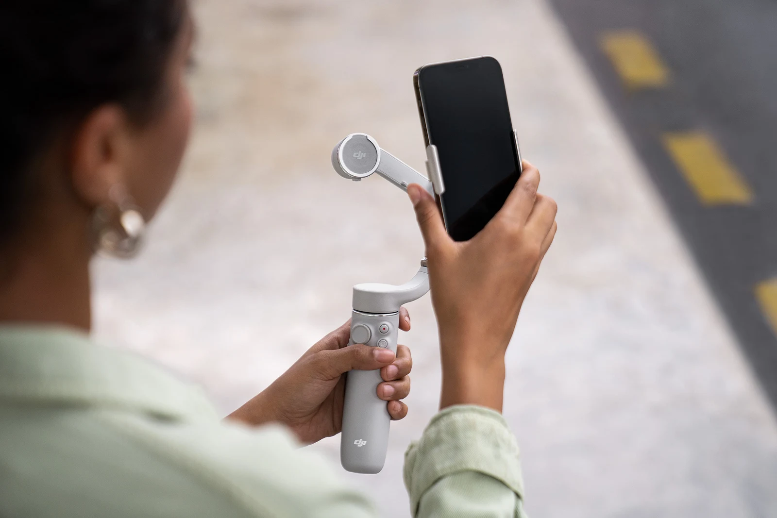 DJI OM Magnetic Phone Clamp 2