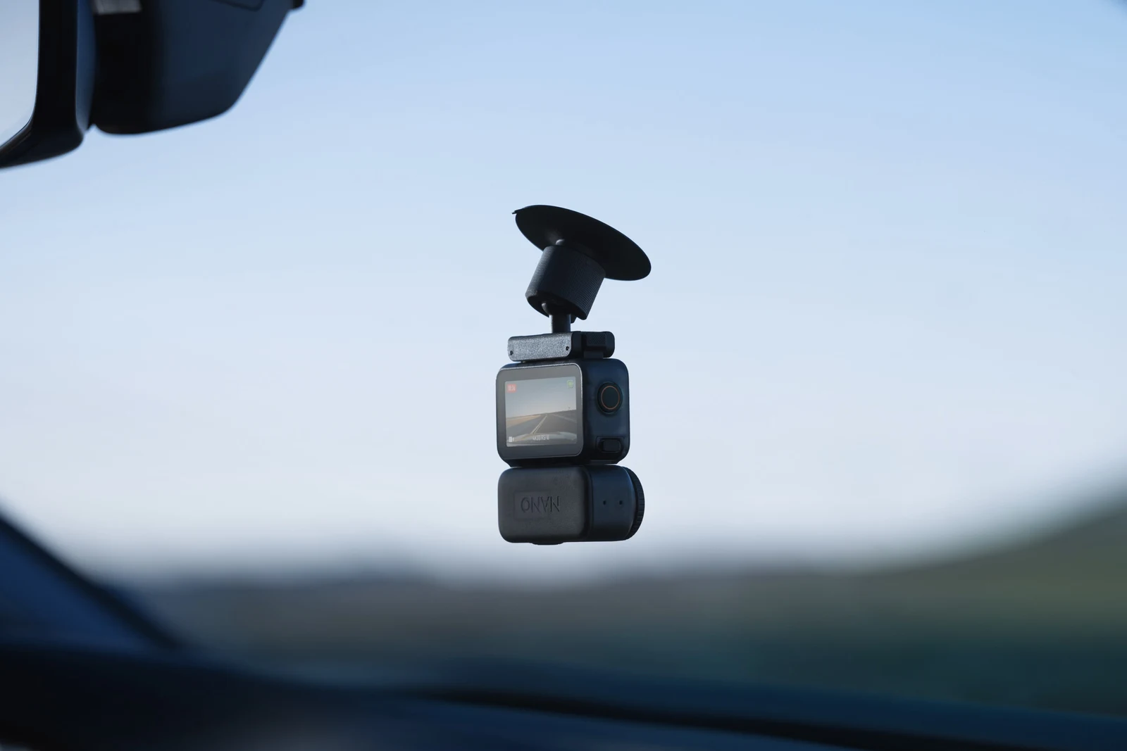 Osmo Nano Dual-Direction Magnetic Ball-Joint Adapter Mount