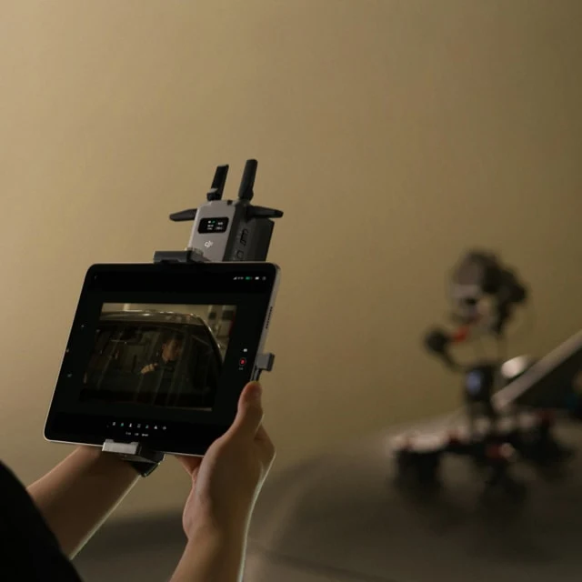 DJI SDR Transmission Tablet Holder Kit
