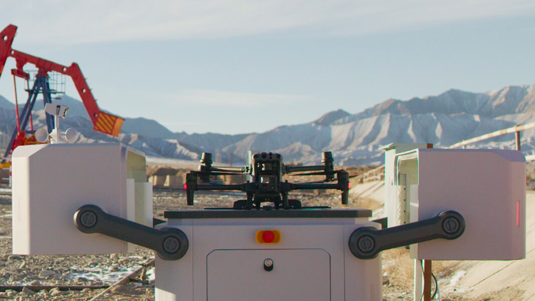 DJI Dock: Станция и специальный дрон
