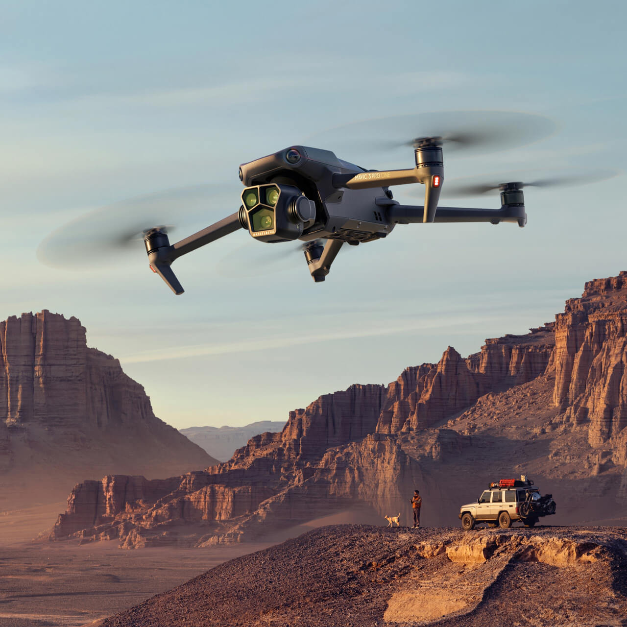 DJI Mavic 3 Pro Fly More Combo (DJI RC) — фото 1